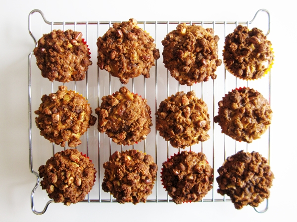 Vegan Caramel Apple Muffins