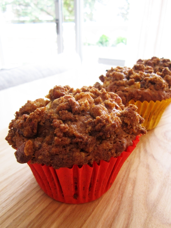 Vegan Caramel Apple Muffins