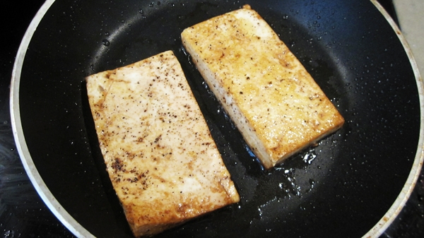 Tofu frying