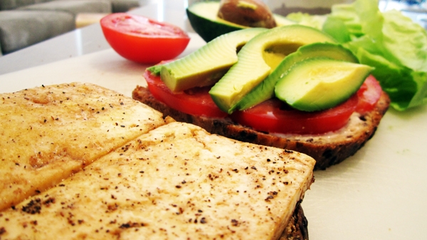 Quick & Easy Tofu Sandwich - Vegan & Gluten-Free