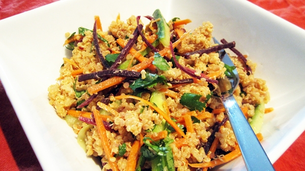 Spicy Peanut Quinoa Salad (Vegan, Gluten-Free)