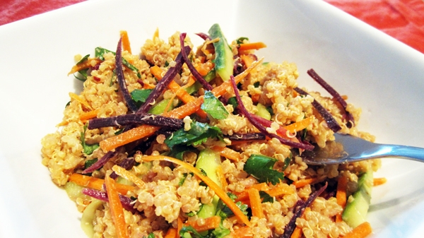 Spicy Peanut Quinoa Salad (Vegan, Gluten-Free)