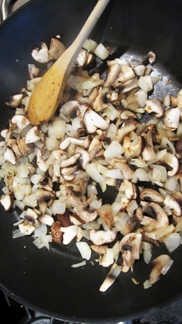 Cooking Onions, Garlic & Mushrooms