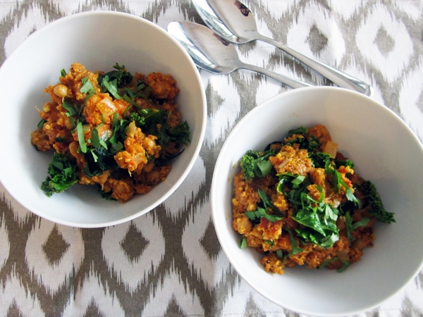 Quick & Easy Indian Curry Quinoa - Vegan, Gluten-Free, and ready in no time!