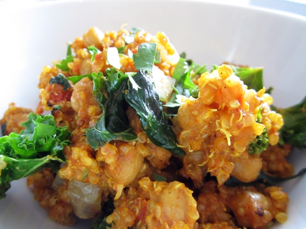 Quick & Easy Indian Curry Quinoa - Vegan, Gluten-Free, and ready in no time!