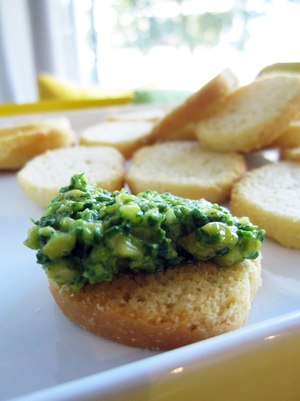 Rocket (Arugula) & Cashew Spread - Vegan and Gluten-Free