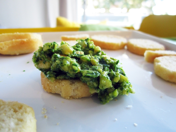 Rocket (Arugula) & Cashew Spread - Vegan and Gluten-Free