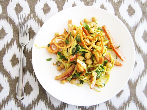 Curried Chickpea & Veggie Noodle Salad – Vegan & Gluten-Free