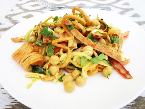 Curried Chickpea & Veggie Noodle Salad – Vegan & Gluten-Free