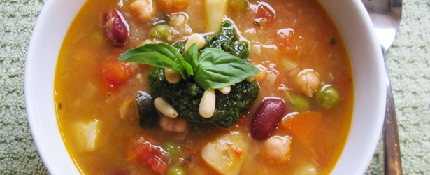 Minestrone Soup with Pesto