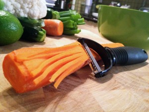 Julienne vegetable peeler